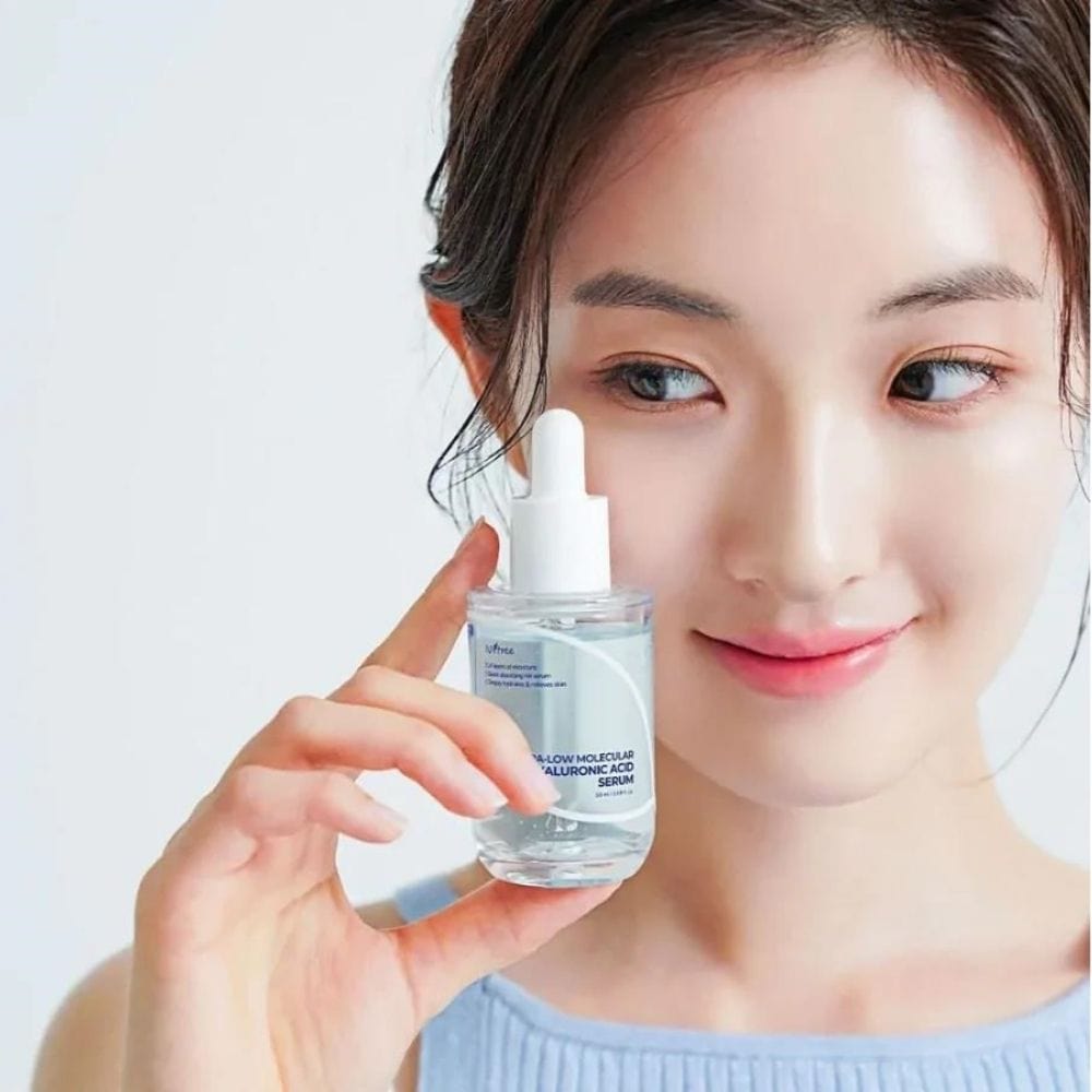 Isntree Ultra-low Molecular Hyaluronic Acid Serum - 50 ml